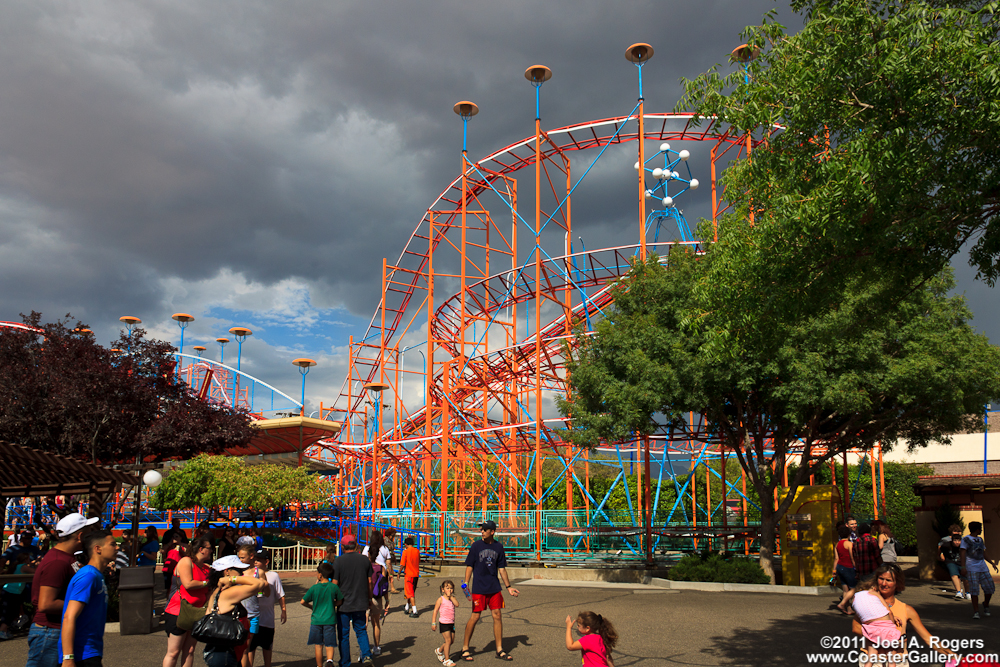 Cliff’s Amusement Park’s Roller Coasters – Ornella Jaramillo